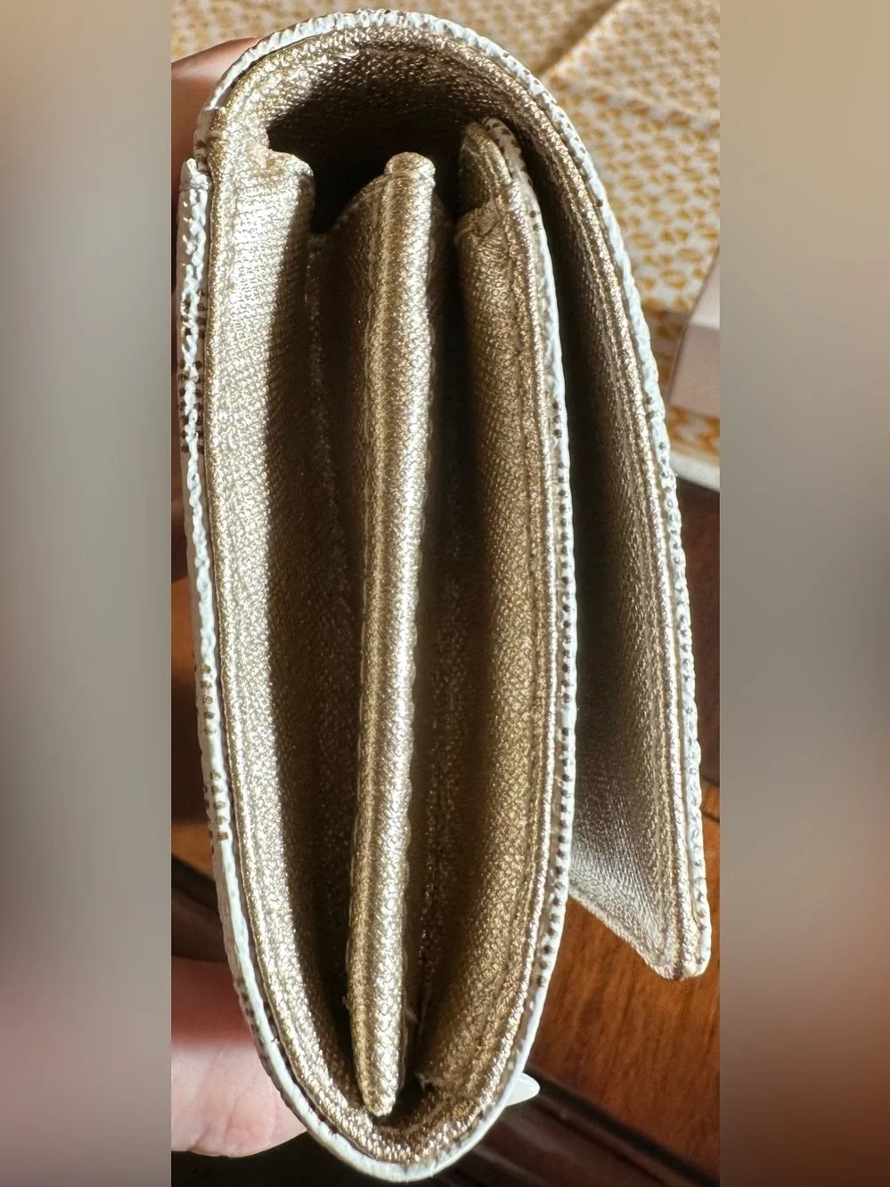 Micheal Kors Callie Carryall Signature Monogram PVC Long Wallet Vanilla/Gold EUC